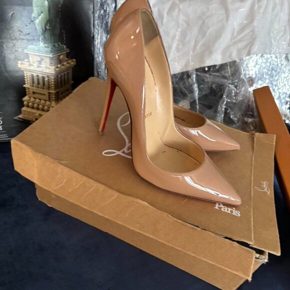 Women's Tan and Cream Courts - Picture 3 of 6